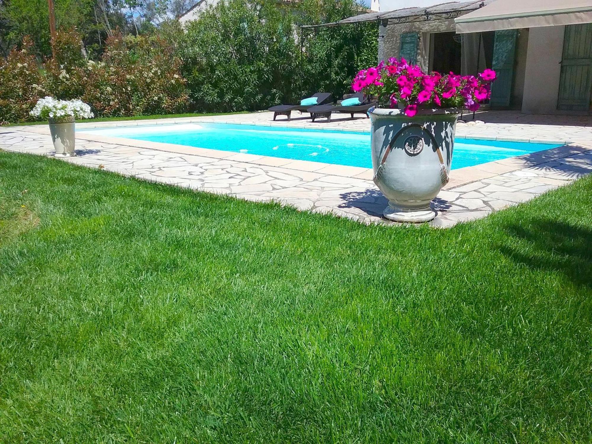 Peaceful Villa In Saint Paul De Vence With Pool Eksteriør bilde
